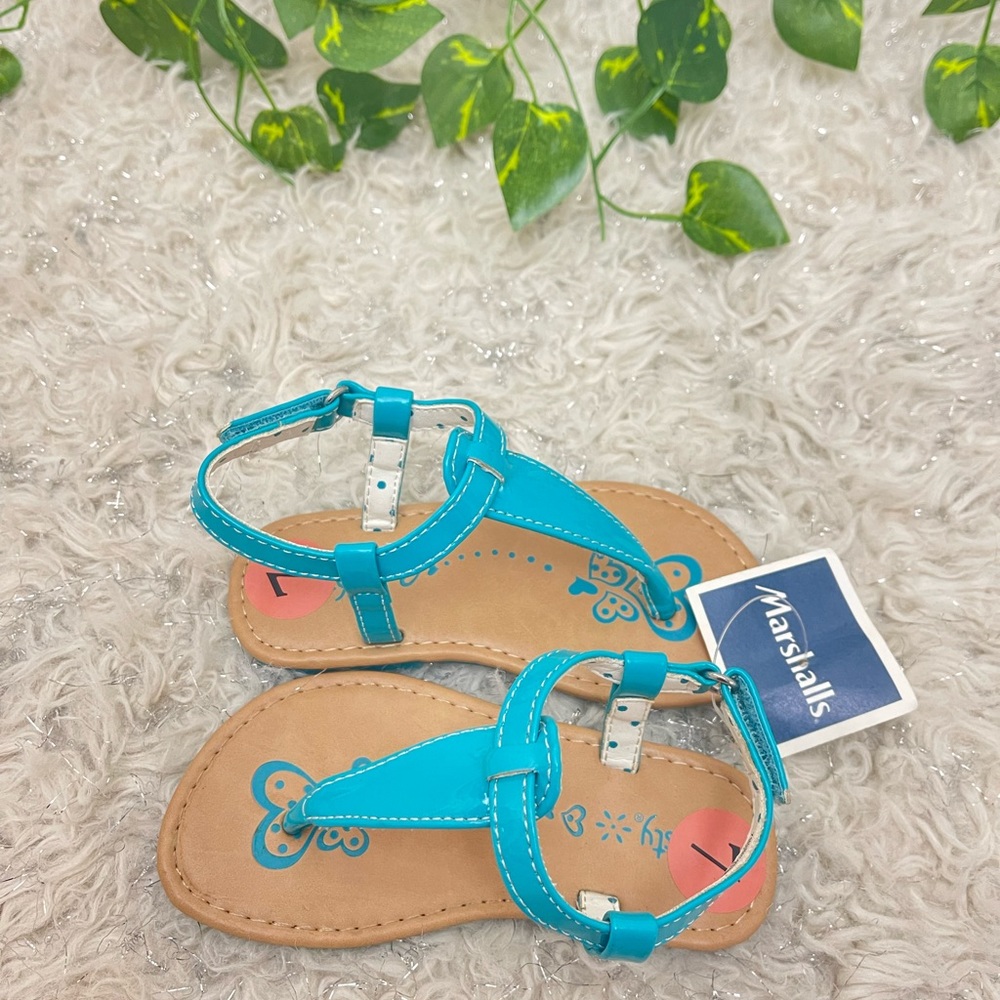 Brand new dynasty girls sandal